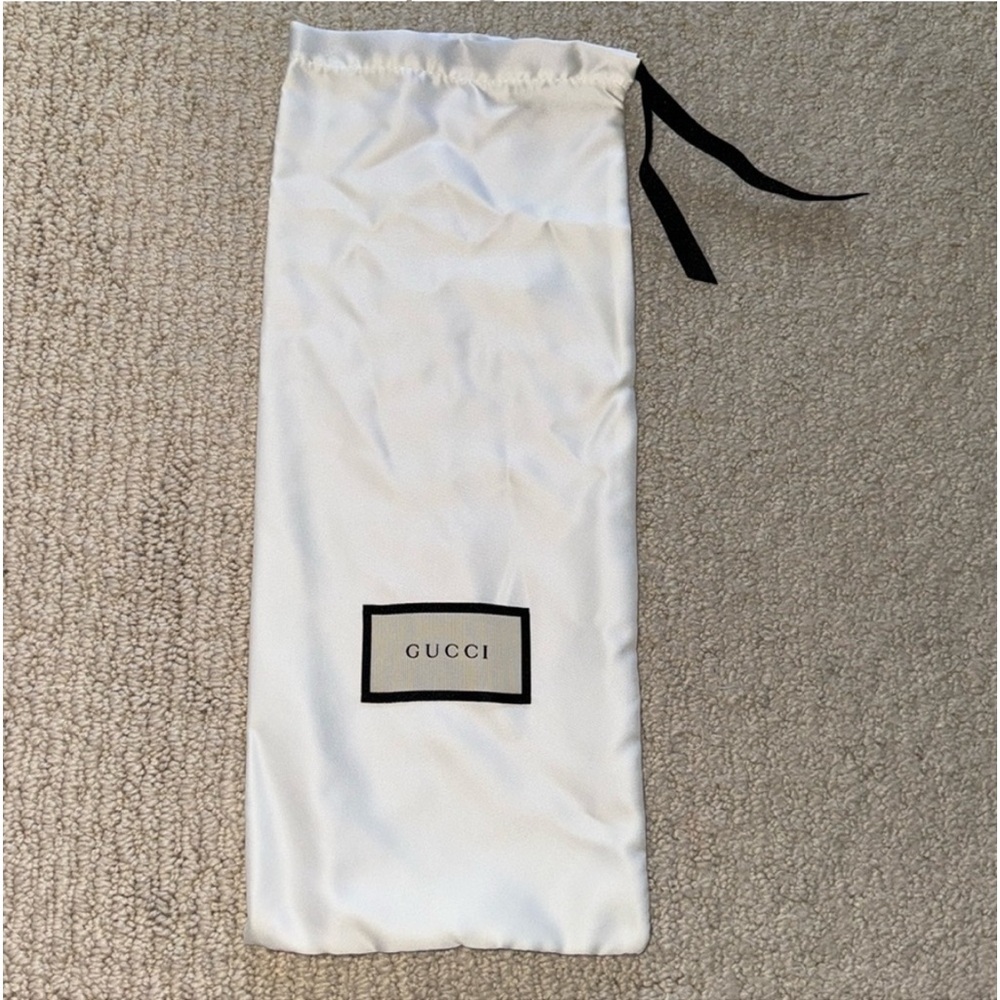 Gucci dust cover